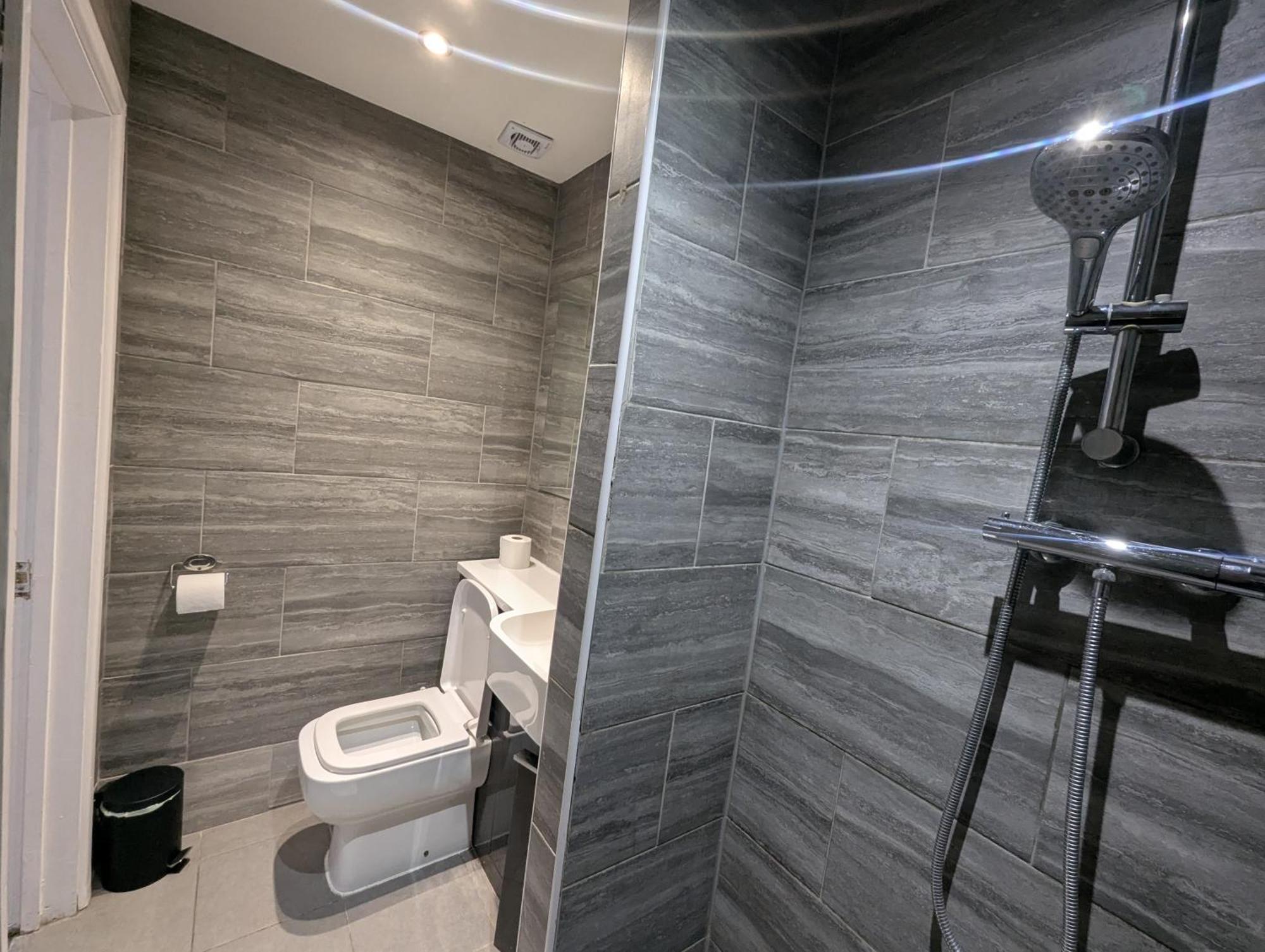 Oyo Firs Lodge London Heathrow Hounslow Esterno foto