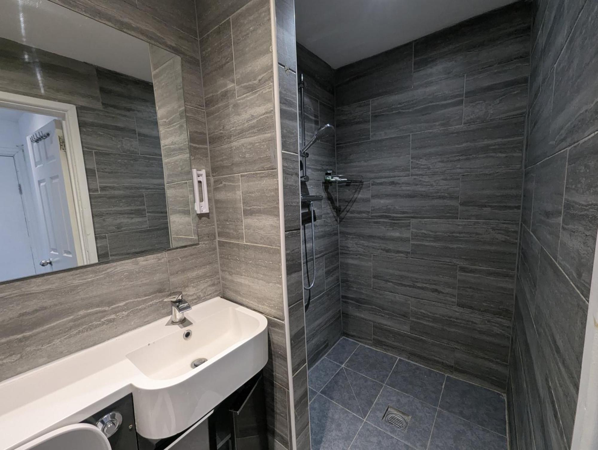 Oyo Firs Lodge London Heathrow Hounslow Esterno foto
