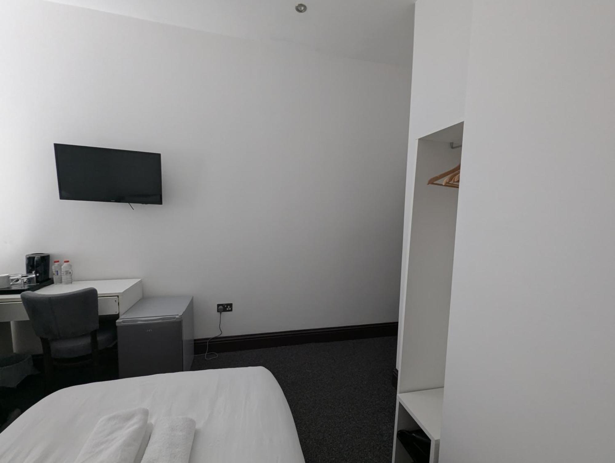 Oyo Firs Lodge London Heathrow Hounslow Esterno foto