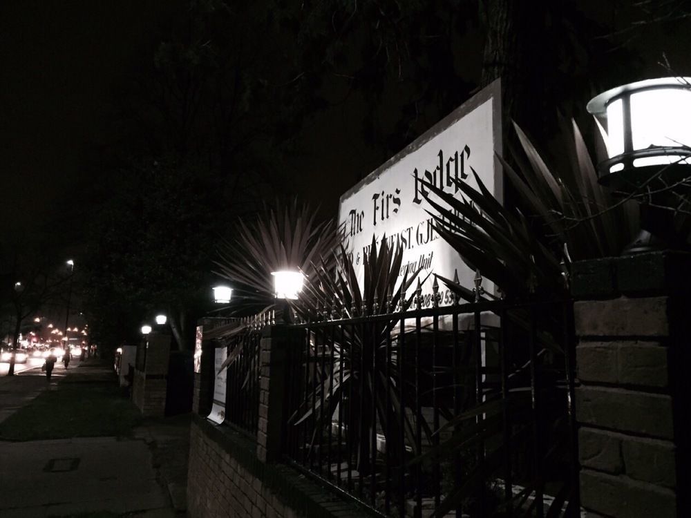 Oyo Firs Lodge London Heathrow Hounslow Esterno foto