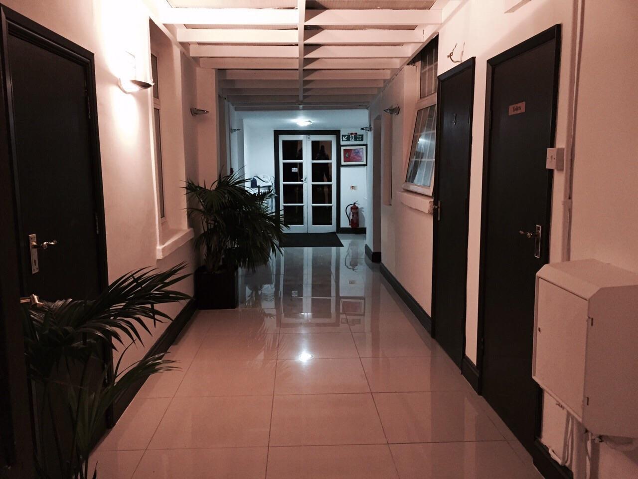 Oyo Firs Lodge London Heathrow Hounslow Esterno foto