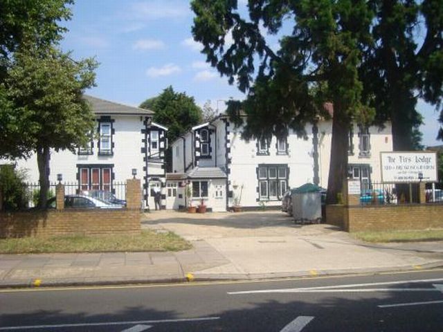 Oyo Firs Lodge London Heathrow Hounslow Esterno foto