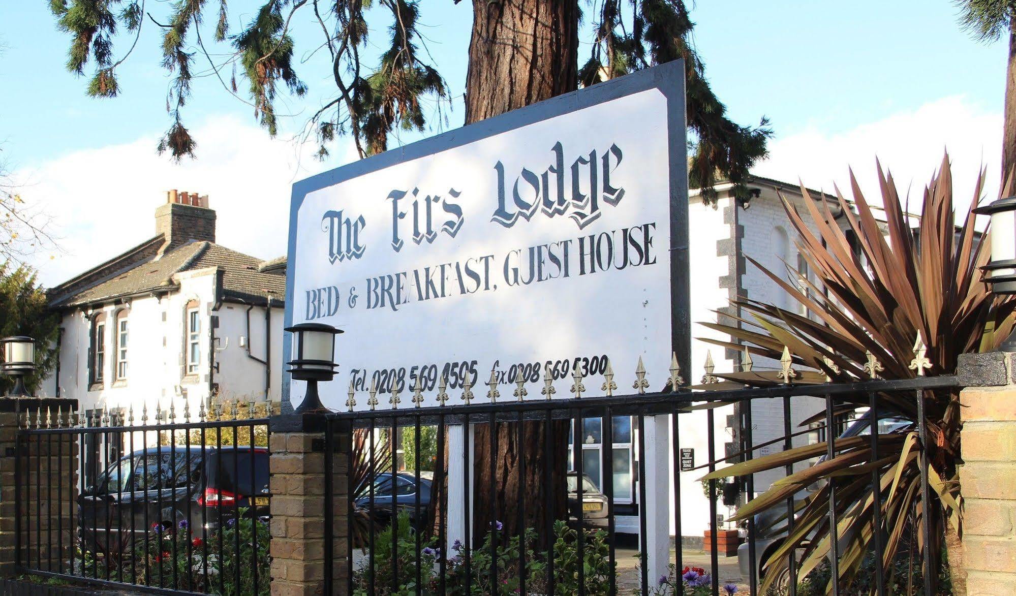 Oyo Firs Lodge London Heathrow Hounslow Esterno foto